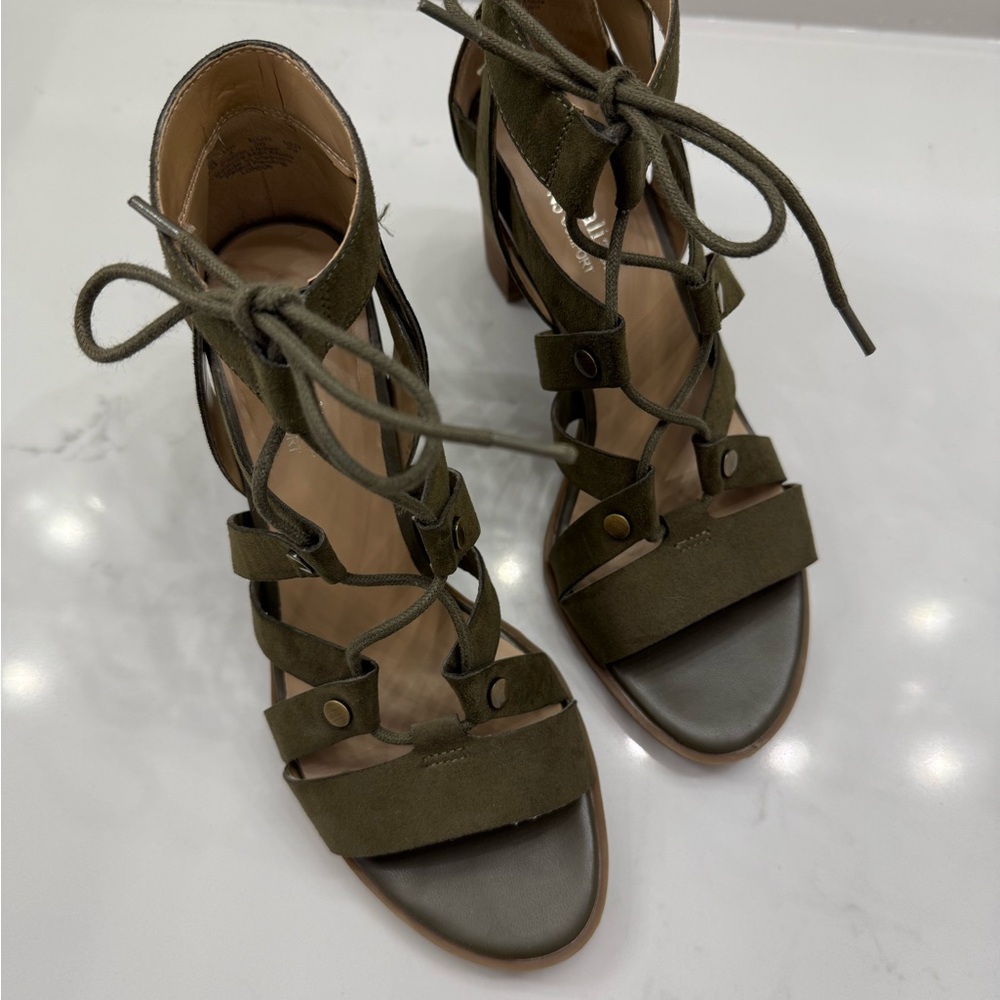 Lace-Up Women's Sandals-Naturalizer, 6
